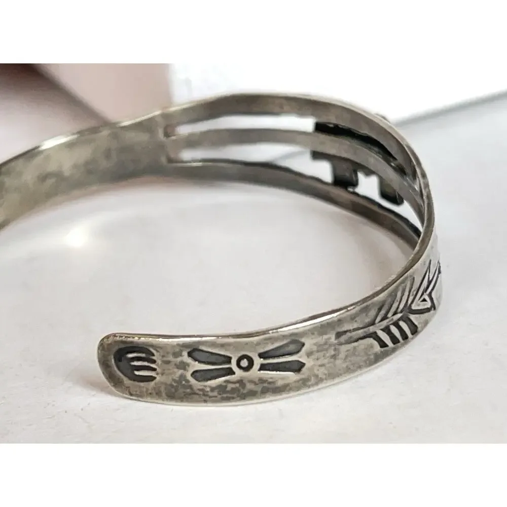FRED HARVEY ERA Navajo THUNDERBIRD Sterling silver Cuff Bracelet Southwest Small